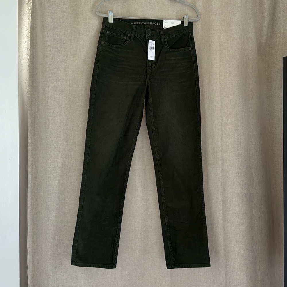NWT America Eagle 90s straight stretch corduroy green pants